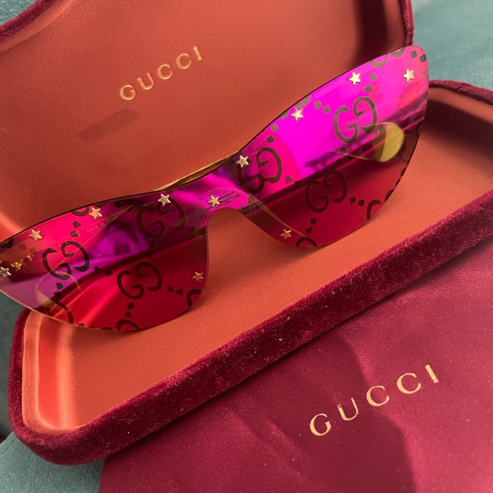 Gucci Sunglasses Cateye